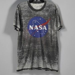 fifth sun / grey distressed nasa short sleeve top size medium